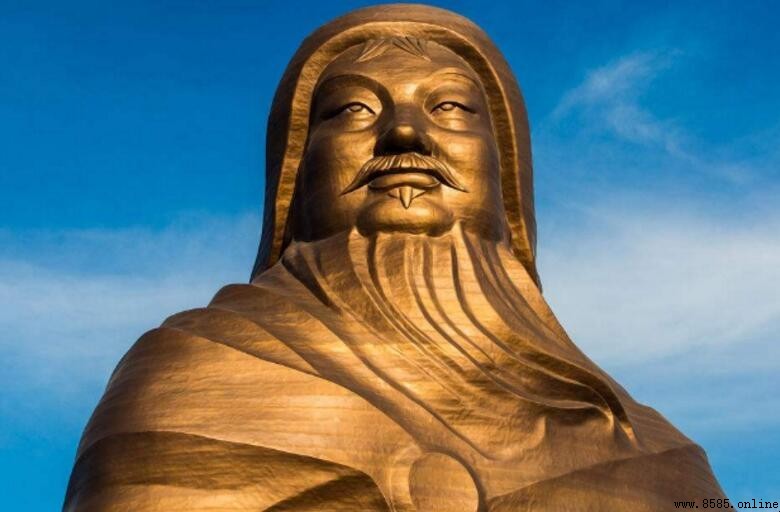 成吉思汗是什麼朝代的人