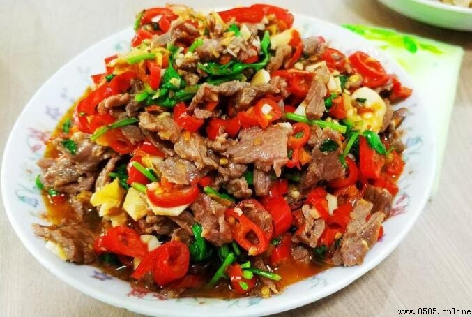 黄牛肉怎么做才好吃：经典蒜香黄牛肉教程