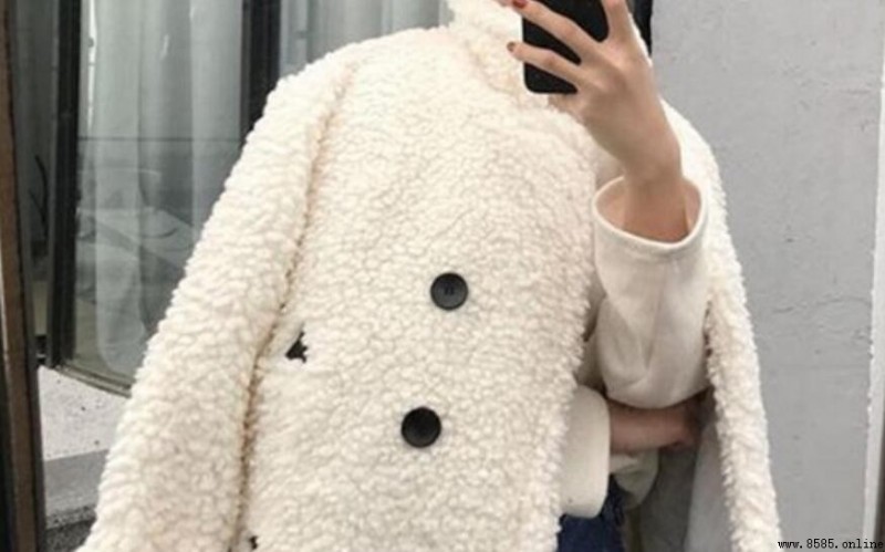 呢子大衣的清洗與保養指南:多久洗一次?