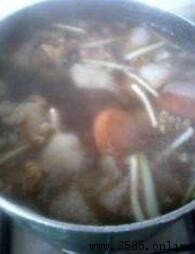 黃焖牛肉的傳統做法指南