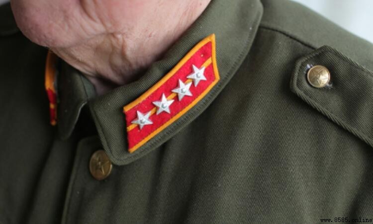 一槓四星是什麼軍銜?解析台灣軍階體系中的大尉級別