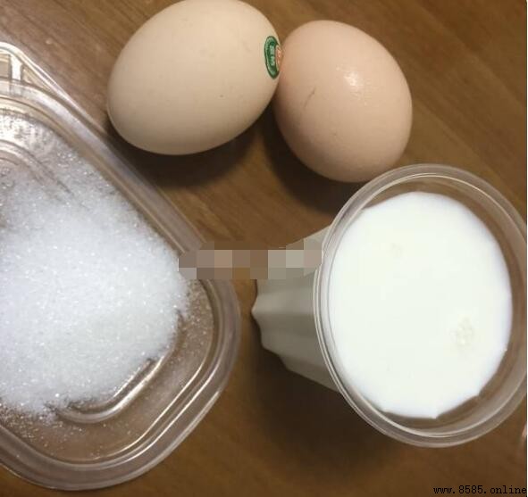 牛奶蒸蛋的簡單做法