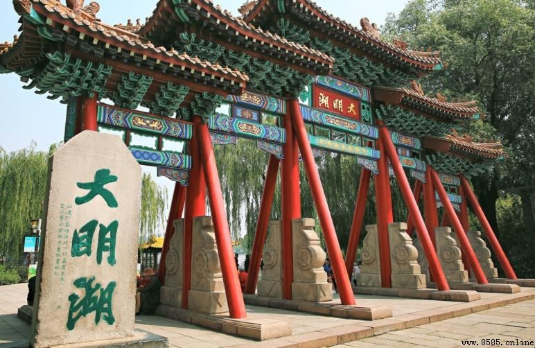 大明湖水文特征解析