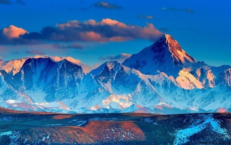 貢嘎山地質地貌特徵與景觀概況