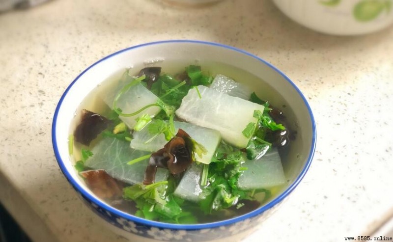 冬瓜木耳香菜湯能減肥嗎?營養師解析功效與禁忌
