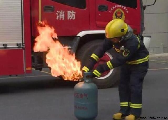 煤氣罐爆炸的預兆與防範措施