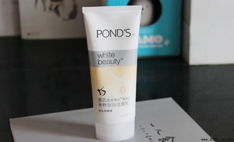 皂基洗面奶的作用與潛在影響解析