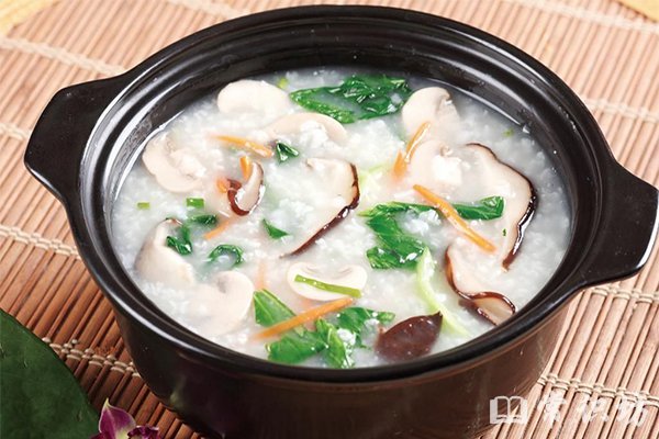 消暑降溫保健粥推薦:綠豆粥、銀花粥、薄荷粥