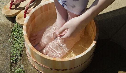 泡腳的注意事項與正確方法