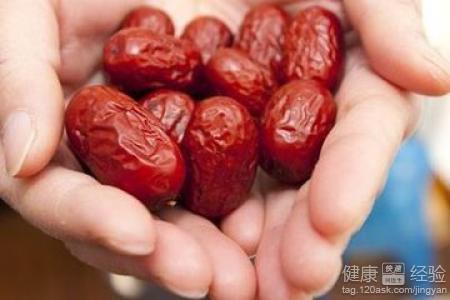 春季手脚冰凉吃什么好？紅棗茶與阿膠食療建議