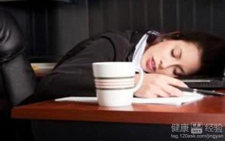 經常熬夜的潛在危害與健康風險