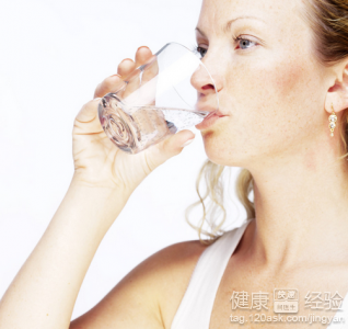 養生家西勝教你冬季養生：保暖、運動與飲食的關鍵