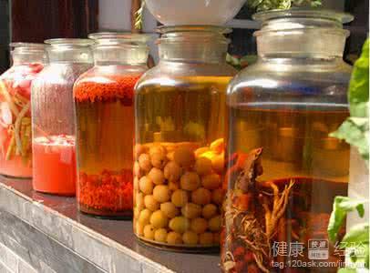 自制养生药酒5款：缓解风湿关节不适