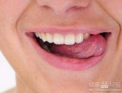 冬天護唇重點：避免變成「香腸嘴」的實用建議