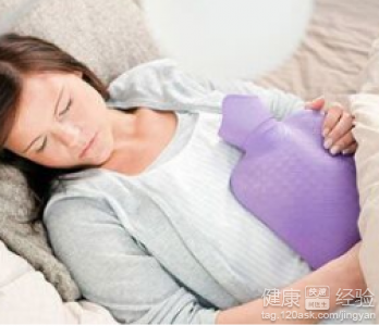 女性冬季巧用热水袋敷背止咳及保健功效