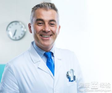 面部按摩手法：簡單有效塑造完美臙蛋