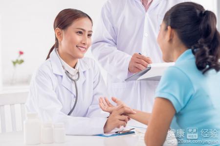 面部按摩手法：簡單有效塑造完美臙蛋