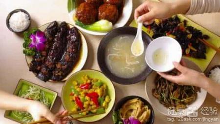 坐月子飲食注意事項：月子期間不能吃的食物