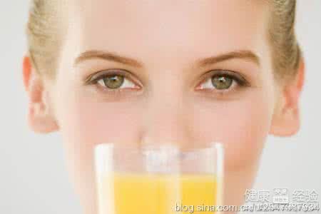 5步養出迷人眼部肌膚｜化妝品按摩與作息調養要領