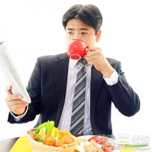 慢性腎衰竭患者為何需低蛋白飲食？護理指南與實用建議