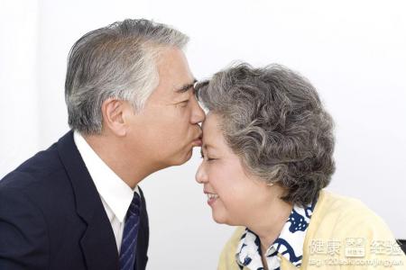拔火罐減肥效果與步驟解析，正確拔罐減肥指南