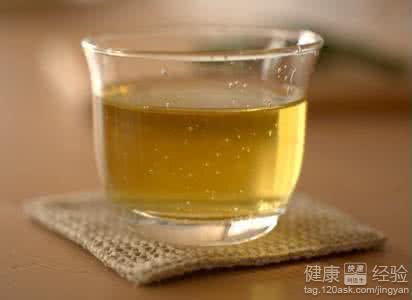 晚上喝蘋果醋能夠減肥嗎？正確飲用方法與注意事項