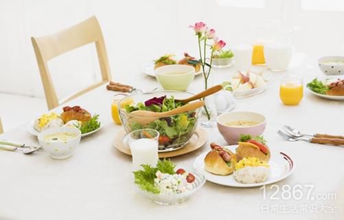 早上不能吃什麼食物：7項禁忌與養胃建議