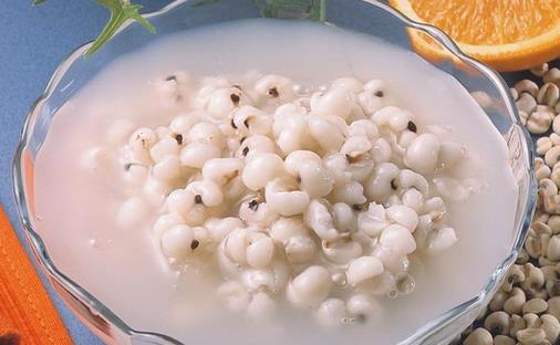 股骨头坏死怎么办？食疗偏方与饮食建议