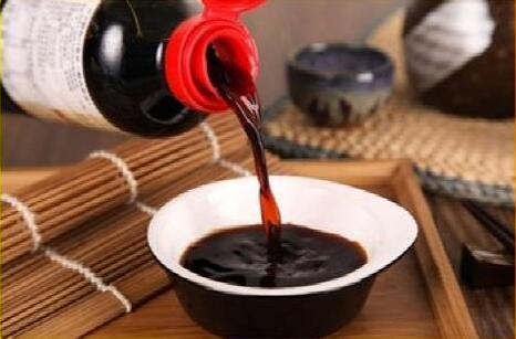 多吃酱油皮肤会变黑吗?这究竟有没有科学依据