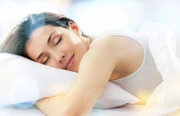 睡前吃什麼對皮膚好？8種助眠美肌夜宵推薦