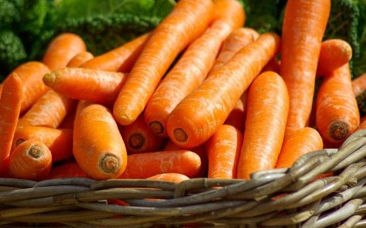 胡蘿卜素致癌真相：過量攝入確有風險，健康食用指南在此