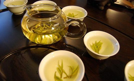 教你如何泡一壺好茶：選對茶與器具的完整指南