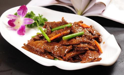 春季慎食動物肝臟,保護肝膽與心血管健康