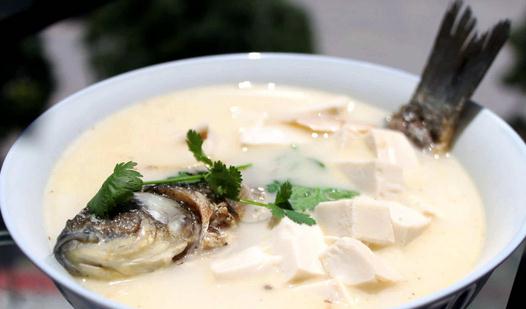 如何補充膠原蛋白?寶石魚味噌湯食譜與飲食建議