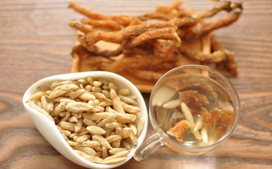 喝麥冬茶的好處與正確做法：緩解嗓子干燥