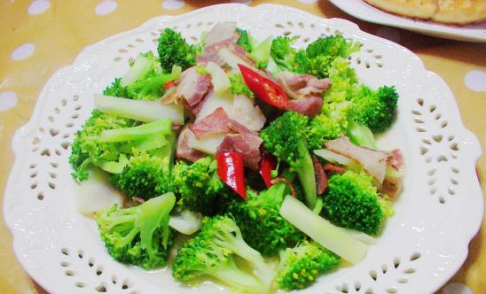 吃花椰菜能否清理血管、防癌?营养成分与做法解析
