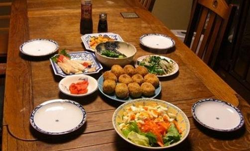 晚餐飲食宜與忌 3大原則避開7種疾病