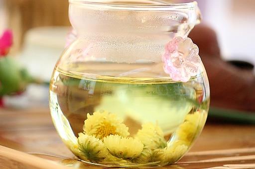春季飲花茶養生指南：提神醒腦、調理氣血