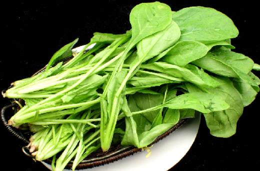 菠菜六大功效与家常做法推荐