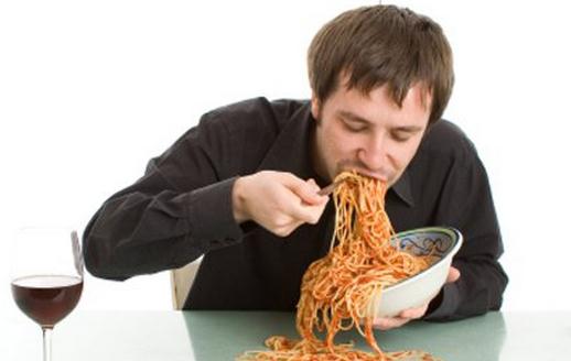 吃太快危害多，一口饭应嚼20次？