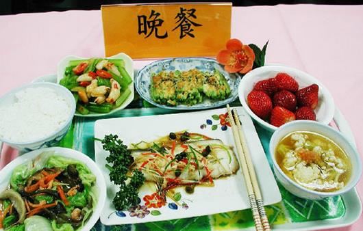 晚餐怎麼吃最傷身？避免8種錯誤吃法