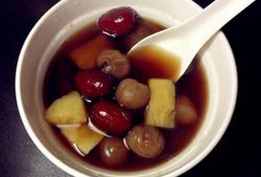 冬季手脚冰凉吃什么?5款暖身食疗方推荐