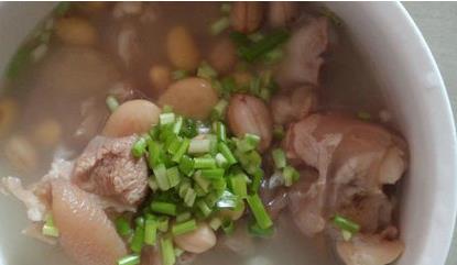 冬季养生:分阶段进补与养生食谱指南