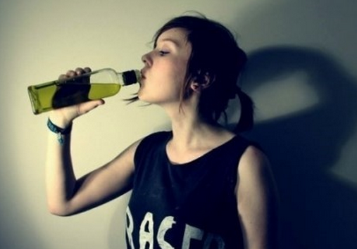 飲酒適量為原則：探究酒與咖啡對長壽的影響