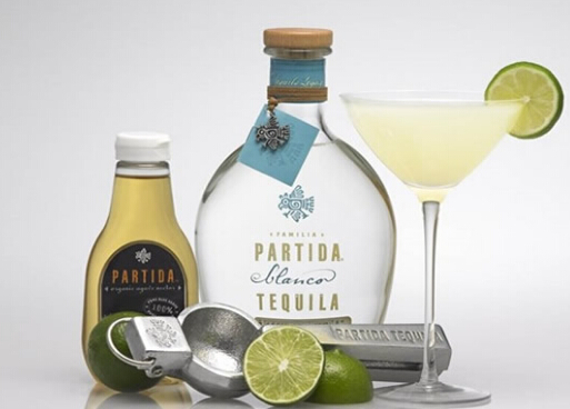 起泡酒保存與品飲指南:如何正確保存與享用起泡酒