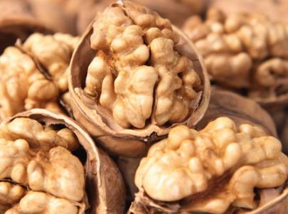 吃什麼補腦?如何增強記憶力?9種食物滋補大腦