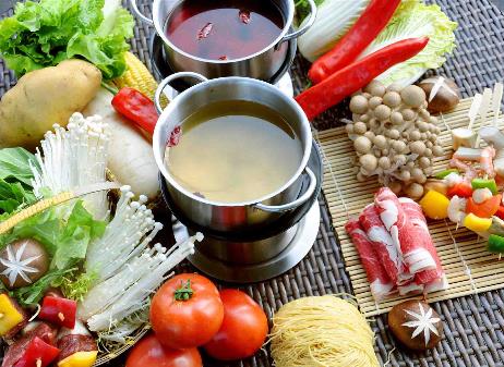 吃火锅先涮肉还是先涮菜?清汤底热量最低