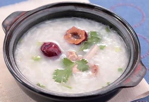 补血吃什么粥最快？9款补血粥推荐与饮食禁忌