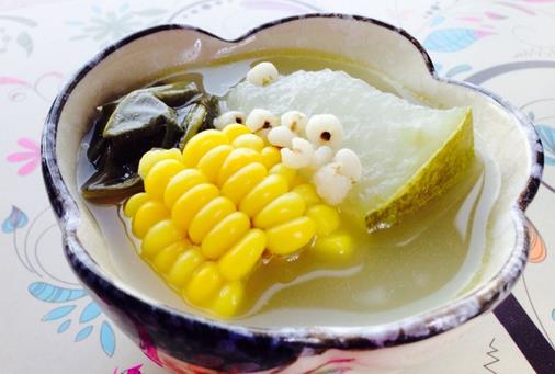夏季防中暑指南：饮食调理与预防要点