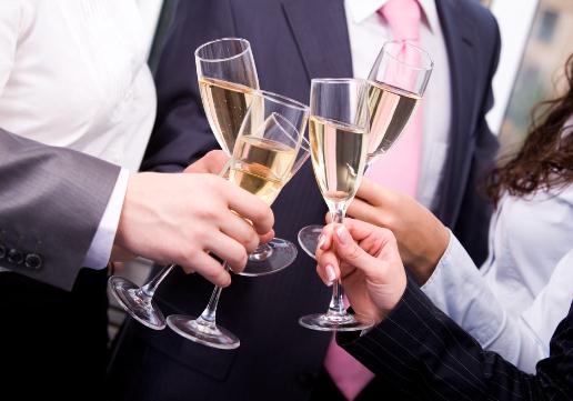 健康飲酒指南:每天酒精攝入量不超20克,預防酒精性肝病